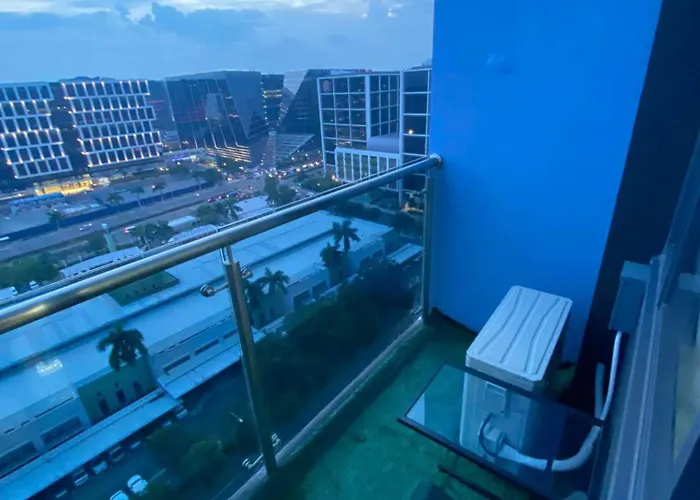 Smdc Shore 3 Tower 3 Aparthotel